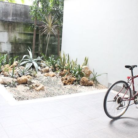 Hotel Tilamas Juanda Sawotratap Buitenkant foto