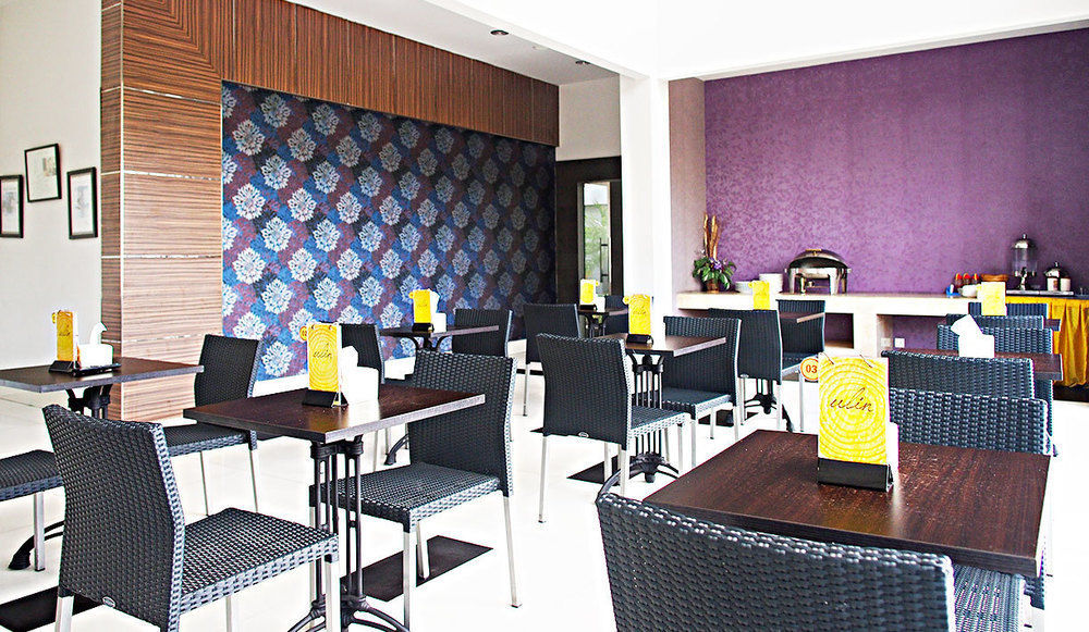 Hotel Tilamas Juanda Sawotratap Buitenkant foto