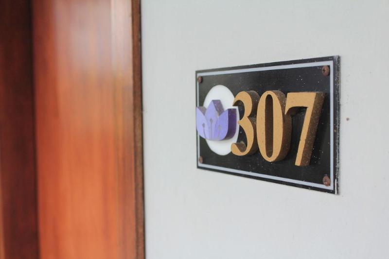 Hotel Tilamas Juanda Sawotratap Buitenkant foto
