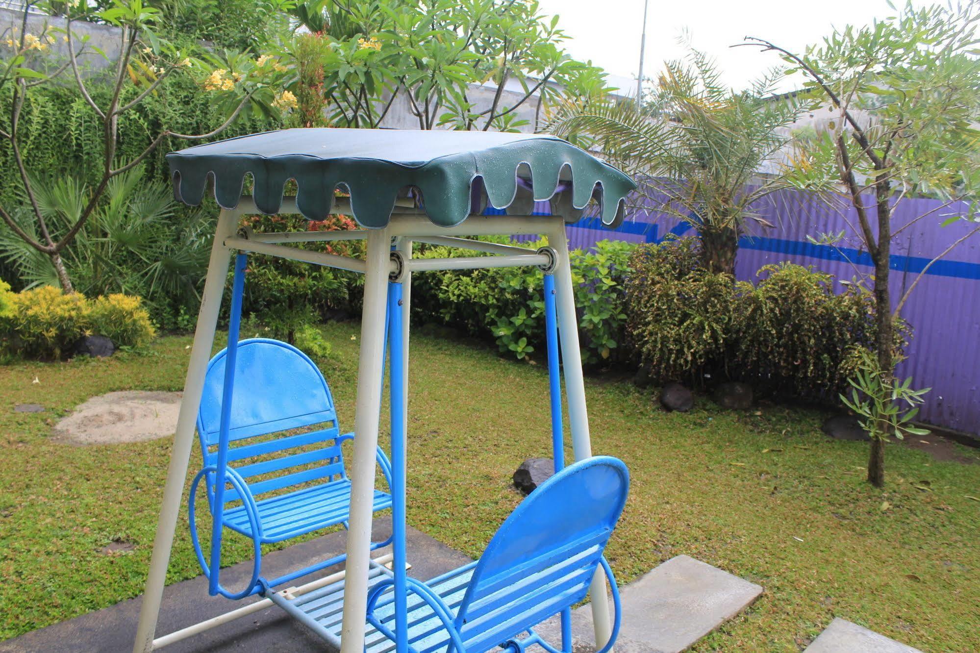 Hotel Tilamas Juanda Sawotratap Buitenkant foto